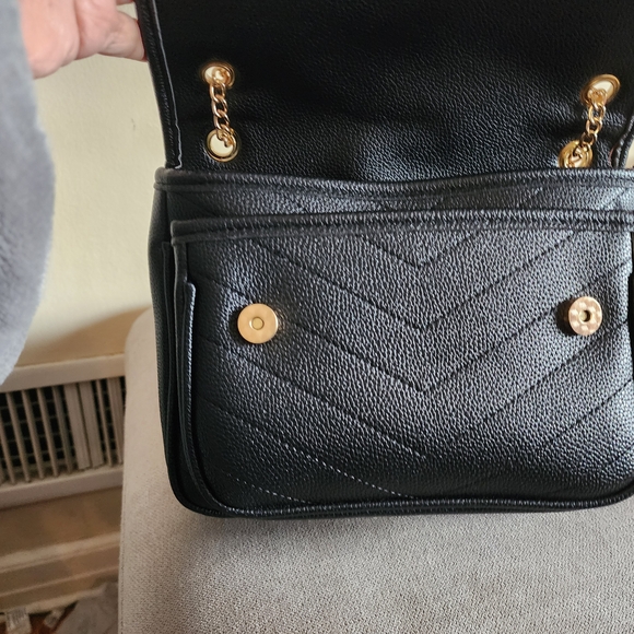 Designer Look NWT 2 PC. Black VEGAN Leather Chain Shoulder Bag with WALLET - Picture 8 of 12
